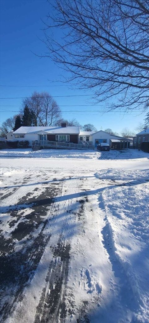 Photo of 66 Eunice Ave, Worcester, MA 01606 (MLS # 73463667)