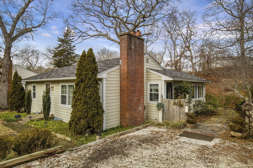 38 Glen Ave