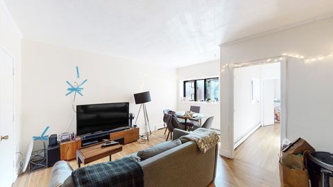 Photo of 513 Beacon St #6, Boston, MA 02215 (MLS # 73465107)