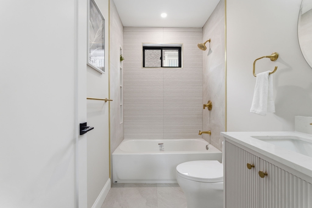 57 Myrtle St #57, Medford, MA Photo #27