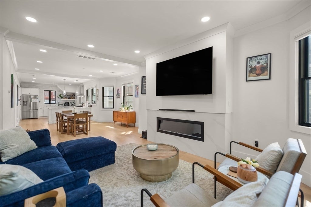 23 Jaques St B