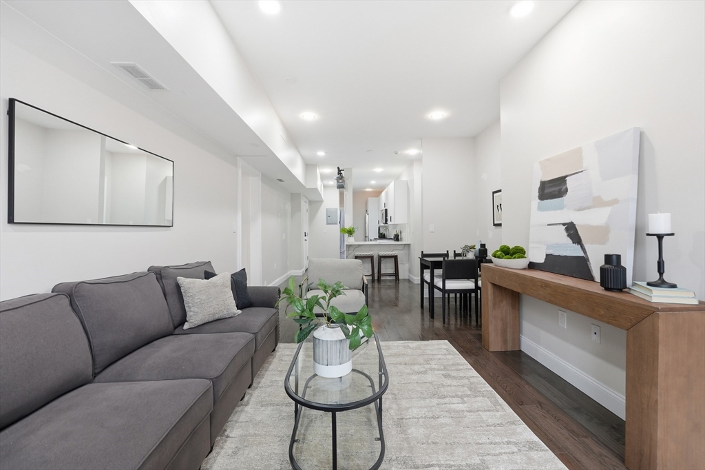 1653 Commonwealth Ave 2