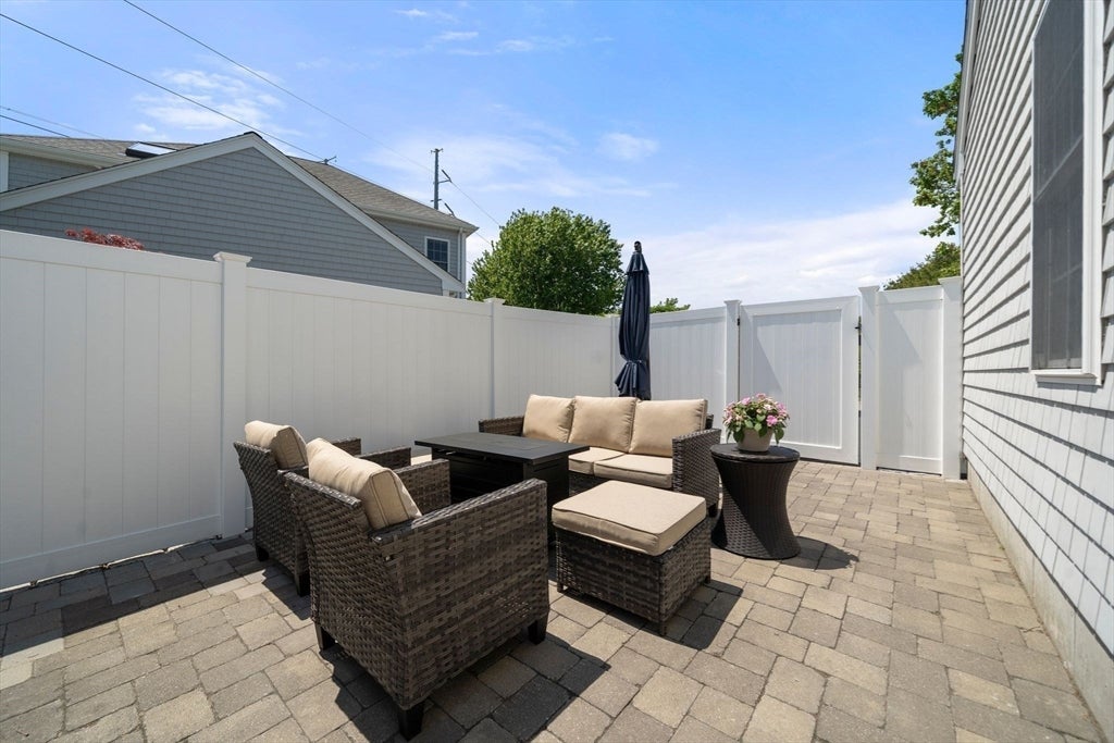 10 Bluestone Terrace