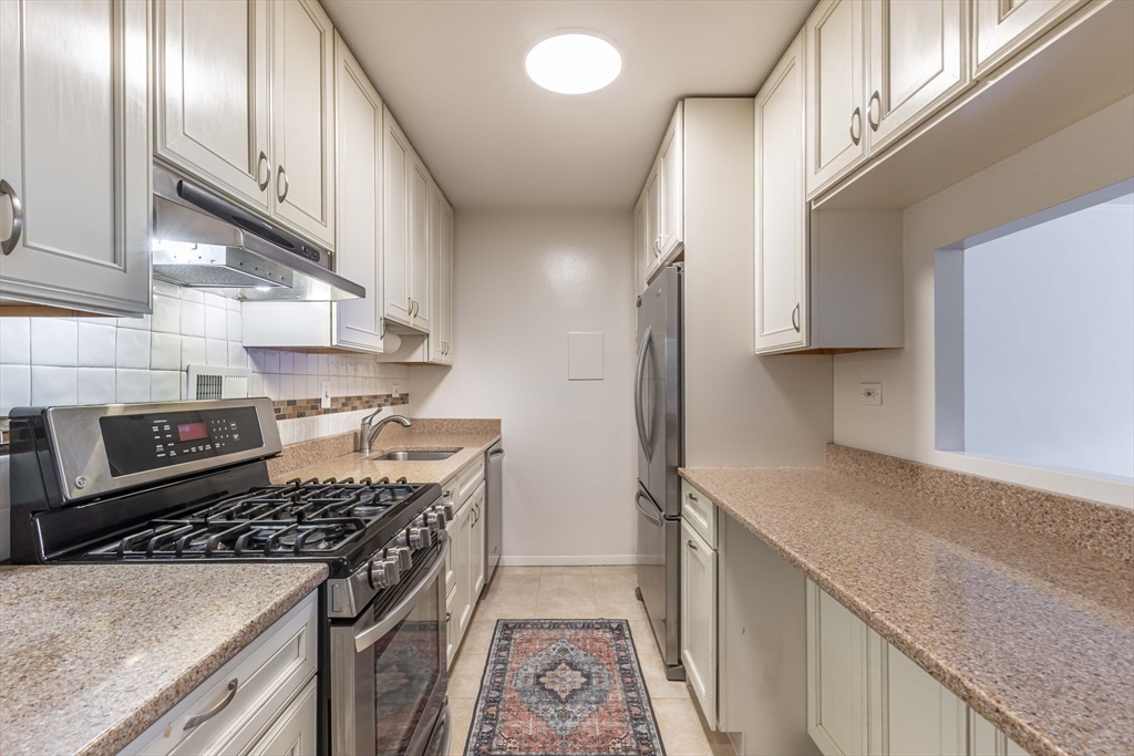 8 Whittier Place 4C