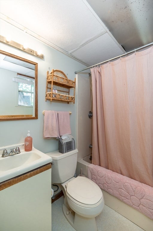 32 Blynman Avenue, Gloucester, MA, 32 Blynman Avenue, Gloucester, MA Photo #40
