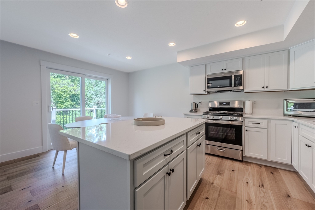 112 Genest St 12