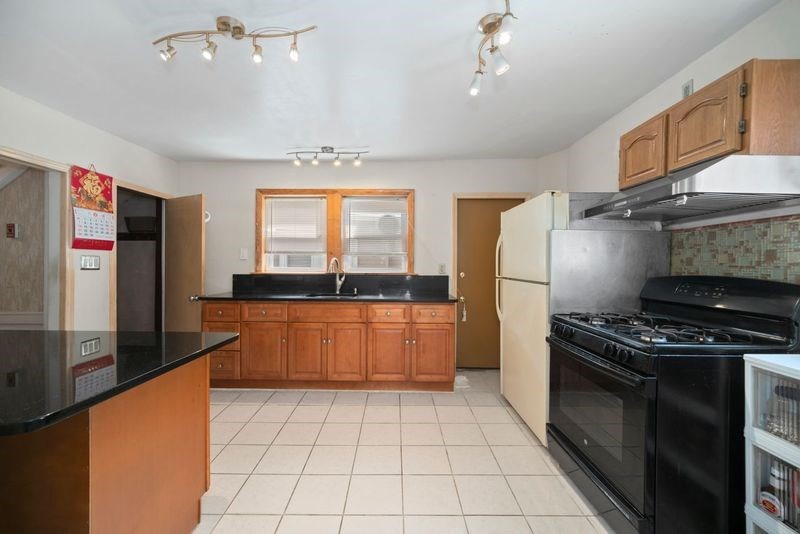 67 Colby Rd