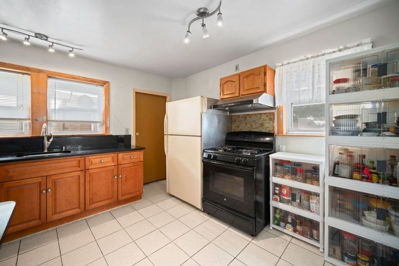 67 Colby Rd