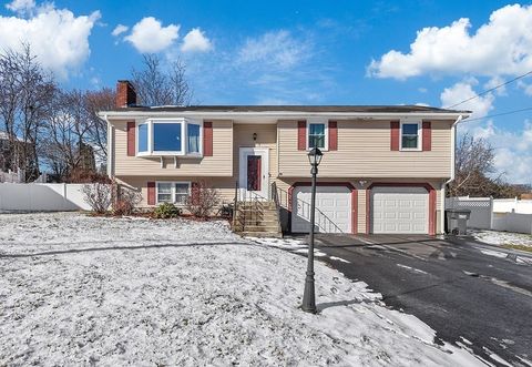 8 Bandy Ln Milford MA 01757