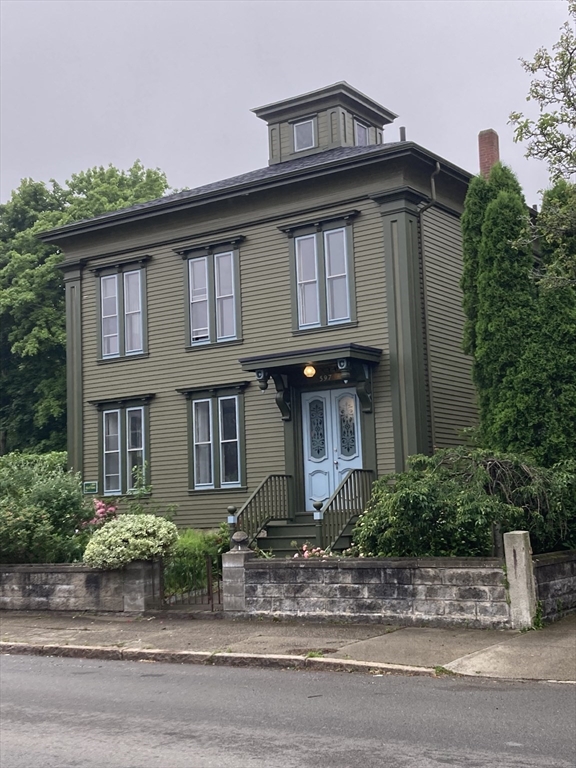 597 County St