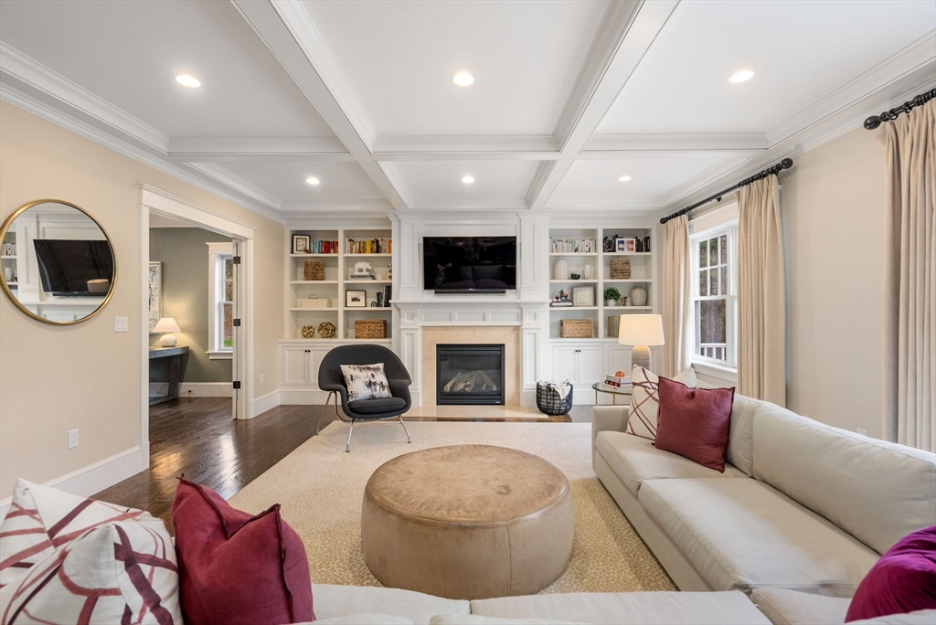 76 Oxbow Rd