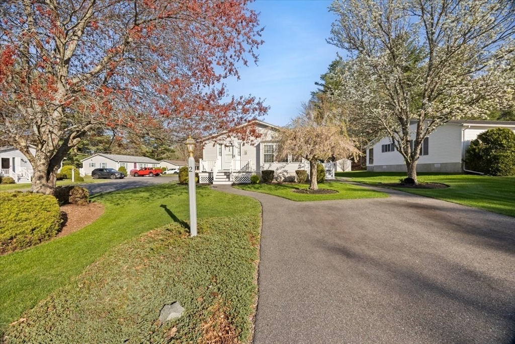 2 Ridgewood Circle