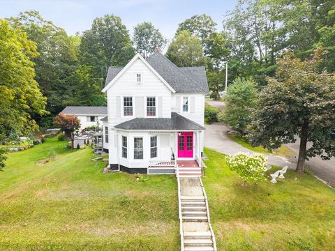 67 Putnam St Orange MA 01364