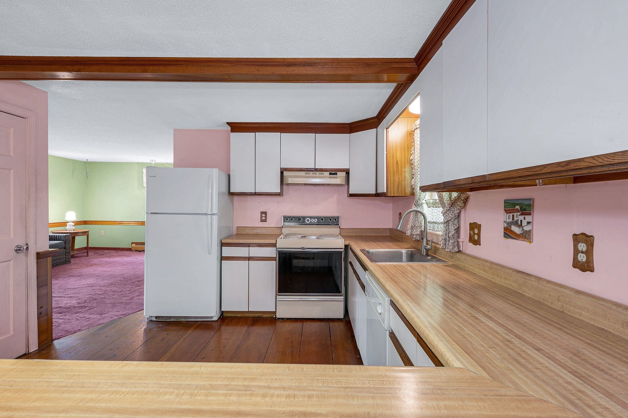 48 Cannington St, Lowell, MA Photo #9