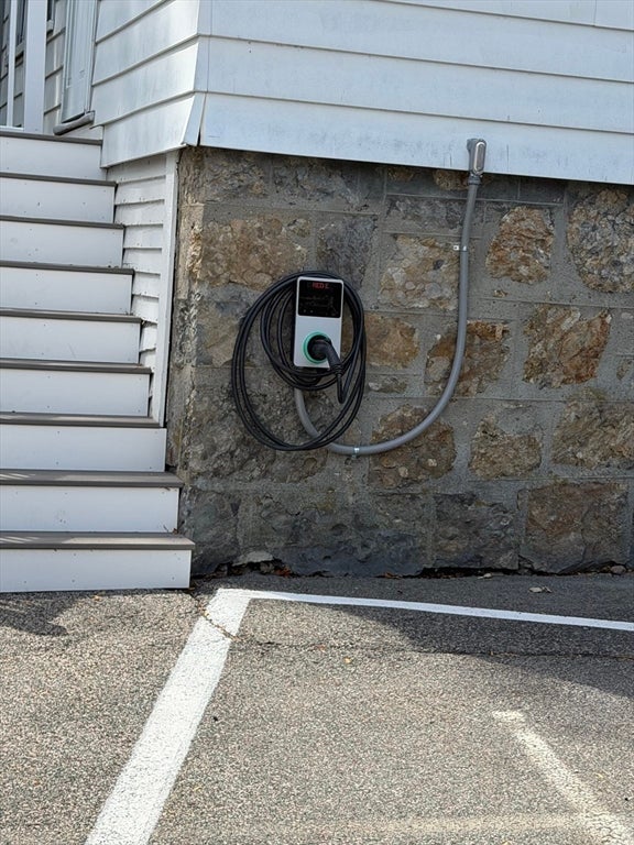 132 Middlesex Rd #1, Brookline, MA Photo #22