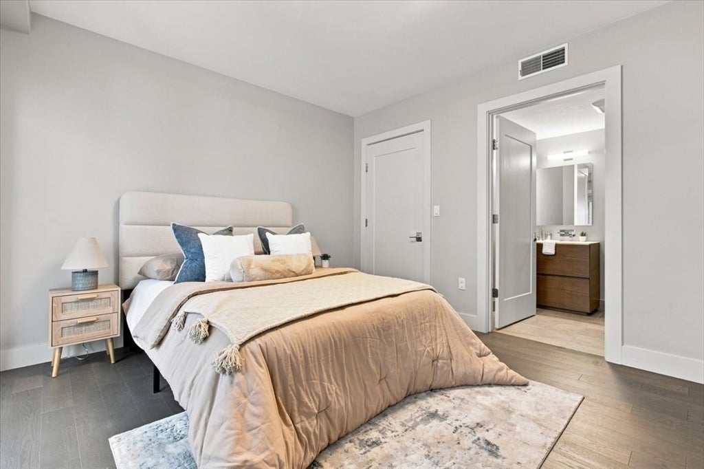 410 W Broadway #301, Boston, MA, 410 W Broadway #301, Boston, MA Photo #22