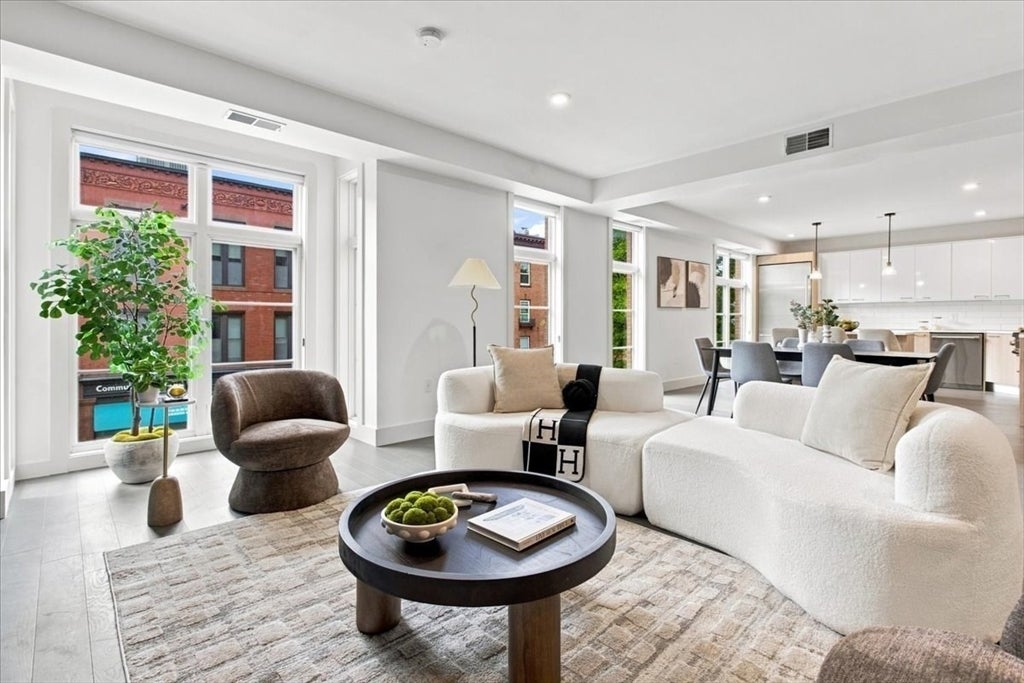 410 W Broadway #301, Boston, MA, 410 W Broadway #301, Boston, MA Photo #1