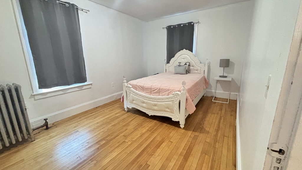 109 Oak St