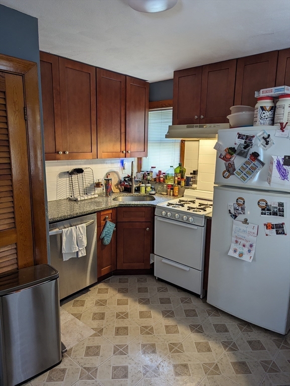 35 Neponset St