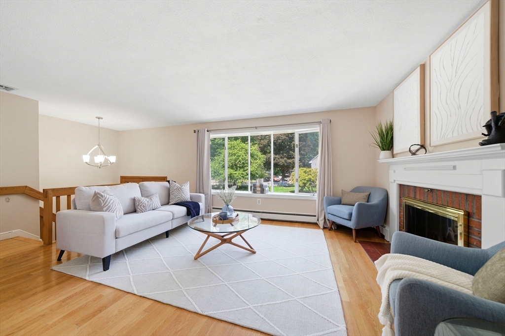 10 Richardson Cir