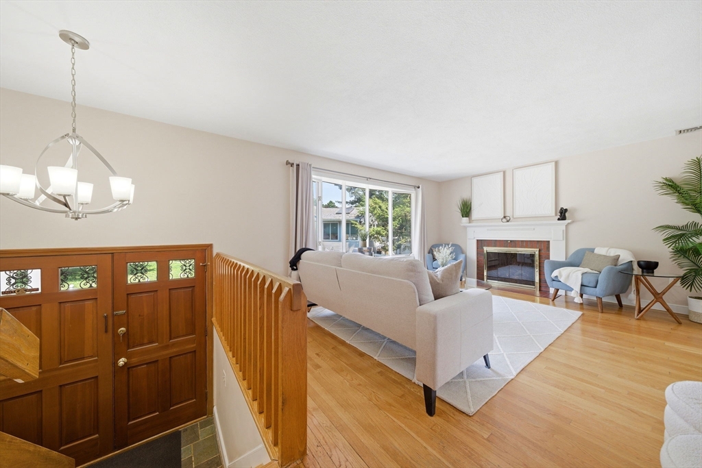 10 Richardson Cir