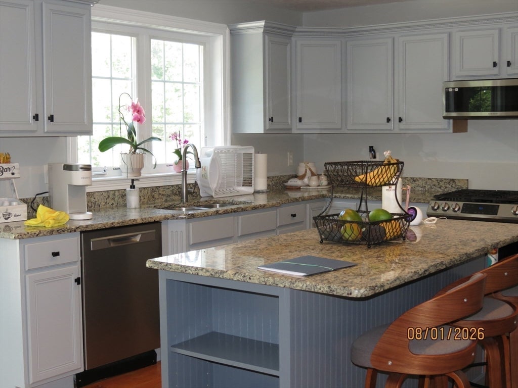37 Bacon Street, Pepperell, MA Photo #7