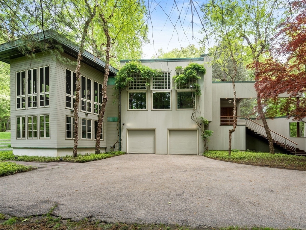 44 Maple Street