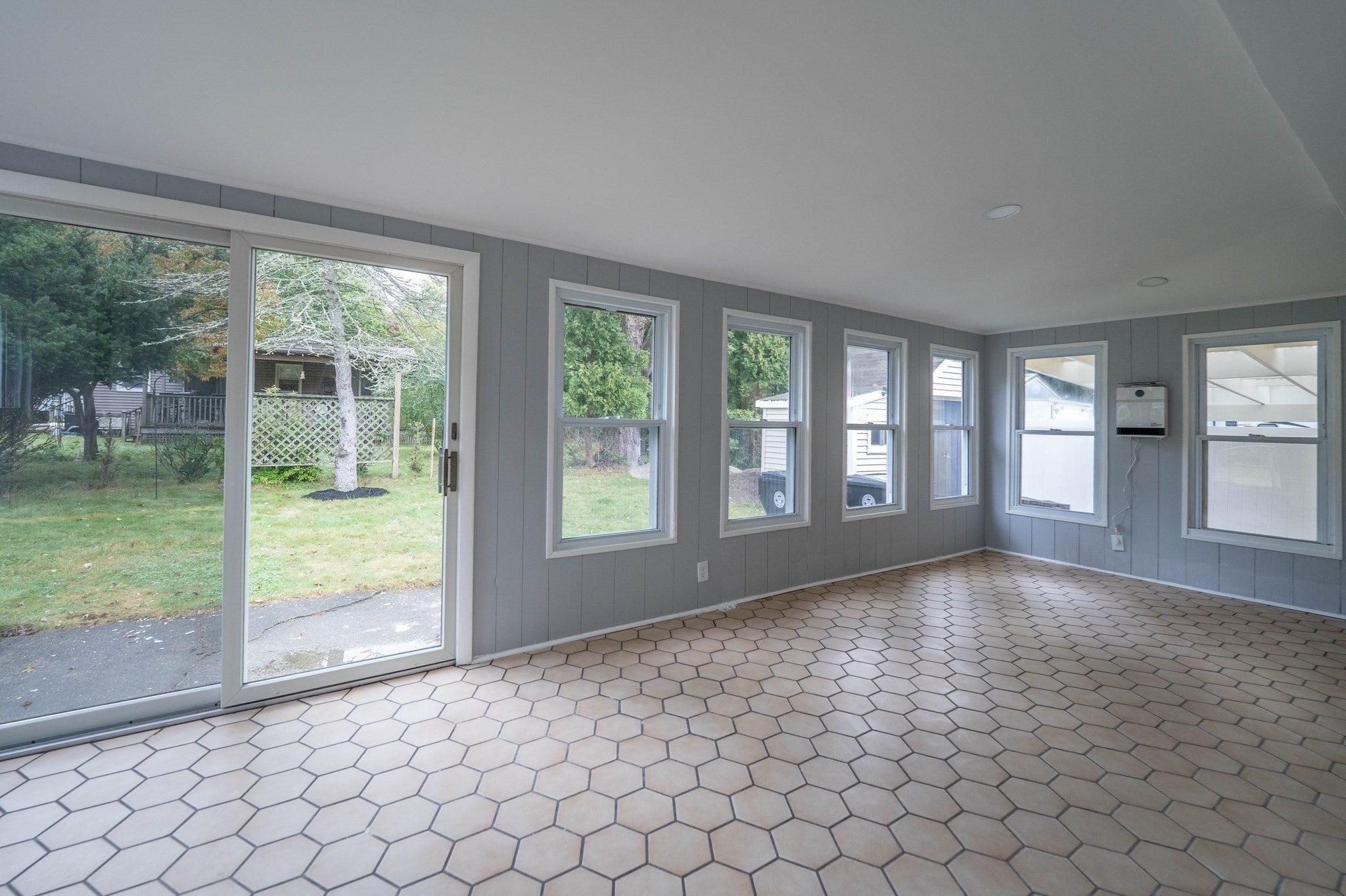 12 Melrose Ave, Dartmouth, MA, 12 Melrose Ave, Dartmouth, MA Photo #13