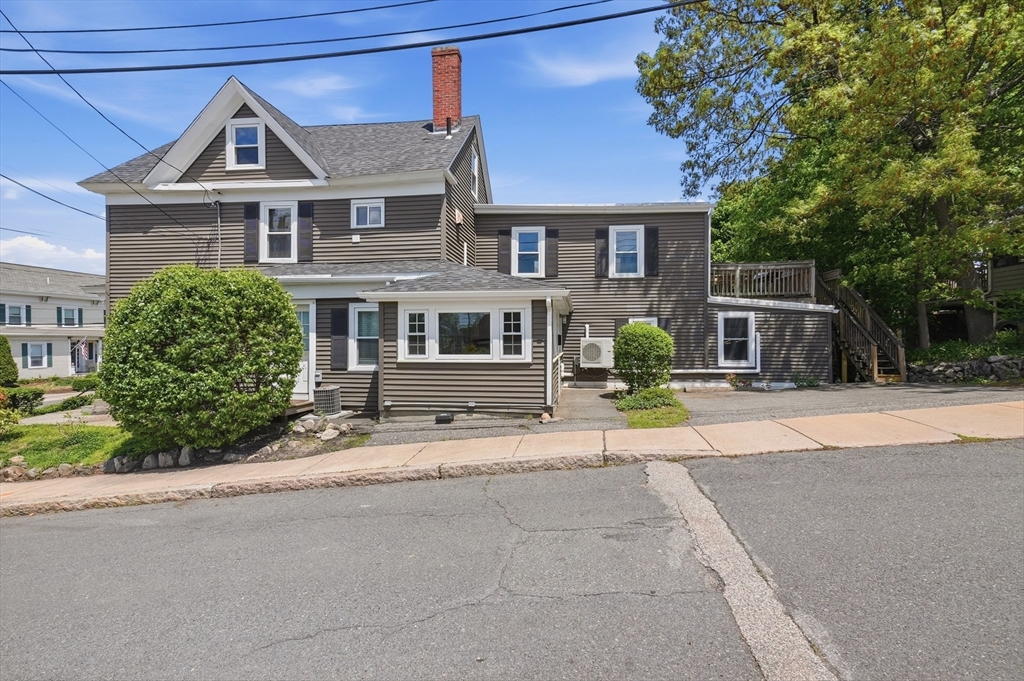 52 Pleasant Street