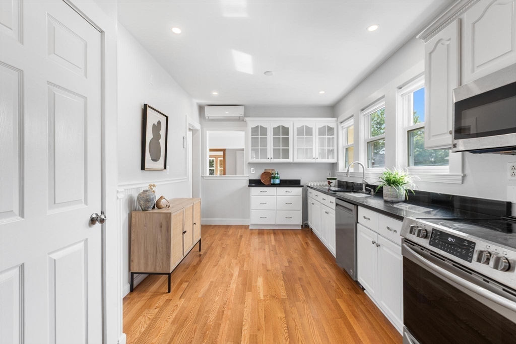 354 School Street 354