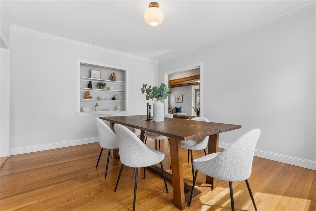 354 School Street 354