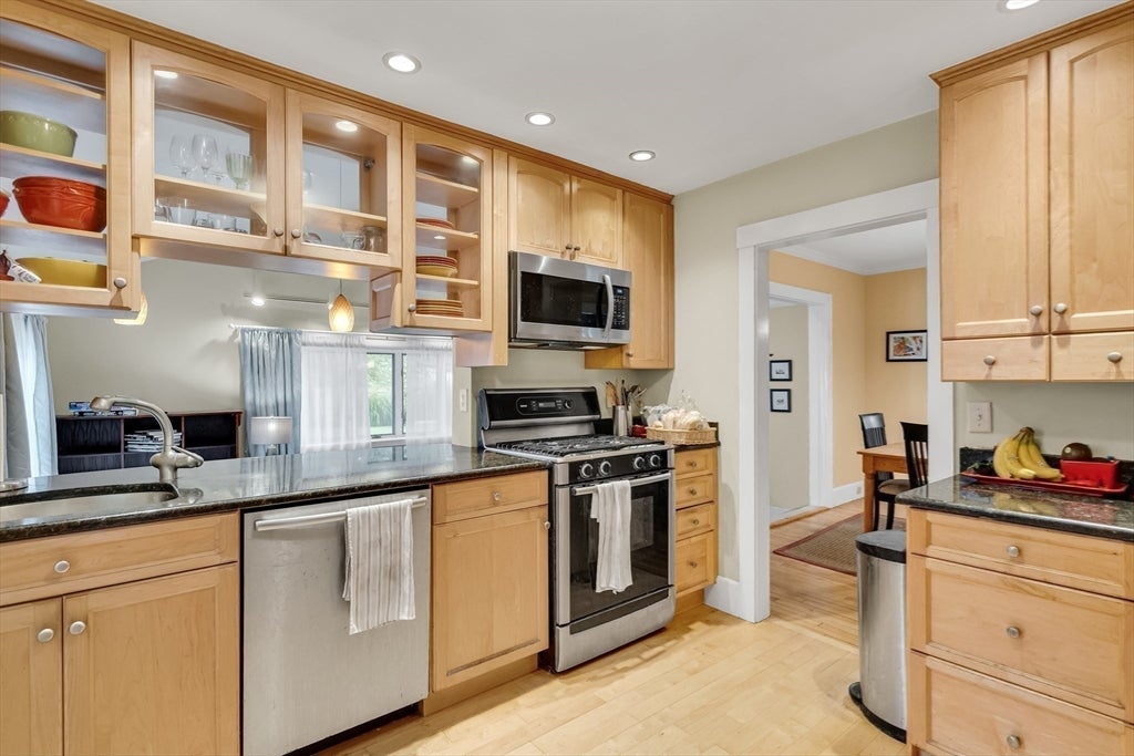 10 Vernon Street, Maynard, MA, 10 Vernon Street, Maynard, MA Photo #8