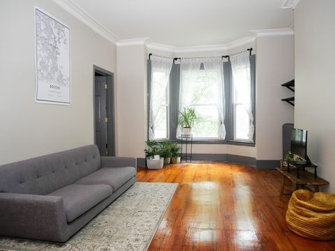 140 Trenton 2 Boston MA 02128