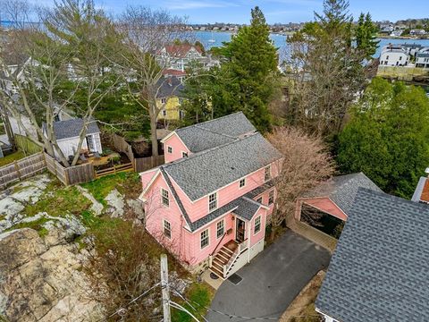 16 Waldron Court Marblehead MA 01945