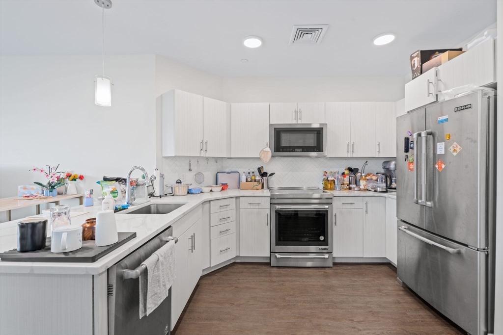 20 Penniman Rd 301