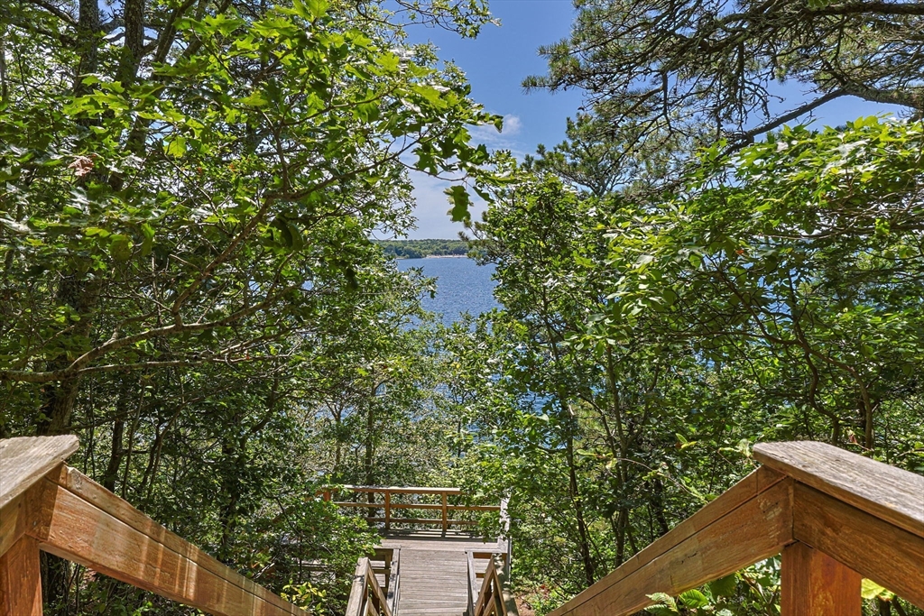 Brewster, Massachusetts 02631, United States, 3 Bedrooms Bedrooms, ,2 BathroomsBathrooms,Residential,Active,173783