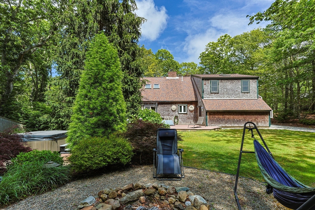 Brewster, Massachusetts 02631, United States, 3 Bedrooms Bedrooms, ,2 BathroomsBathrooms,Residential,Active,173783