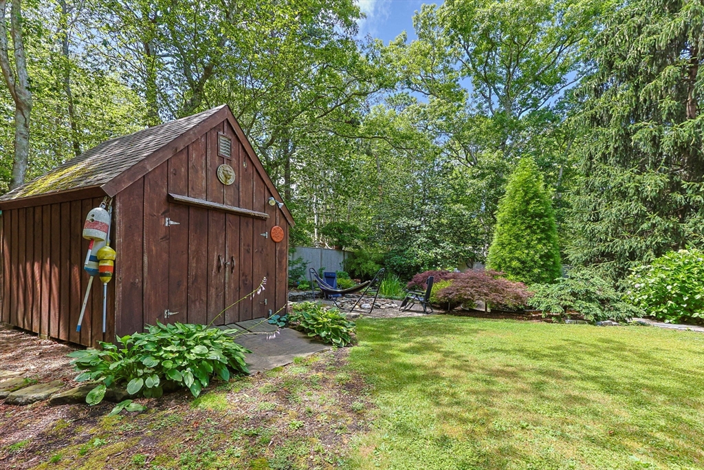 Brewster, Massachusetts 02631, United States, 3 Bedrooms Bedrooms, ,2 BathroomsBathrooms,Residential,Active,173783