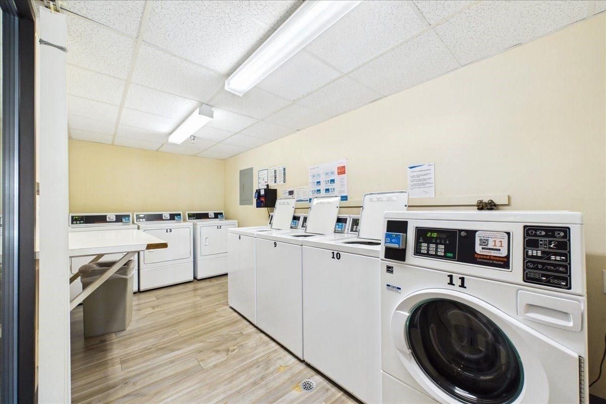 4975 Washington St #310, Boston, MA Photo #28