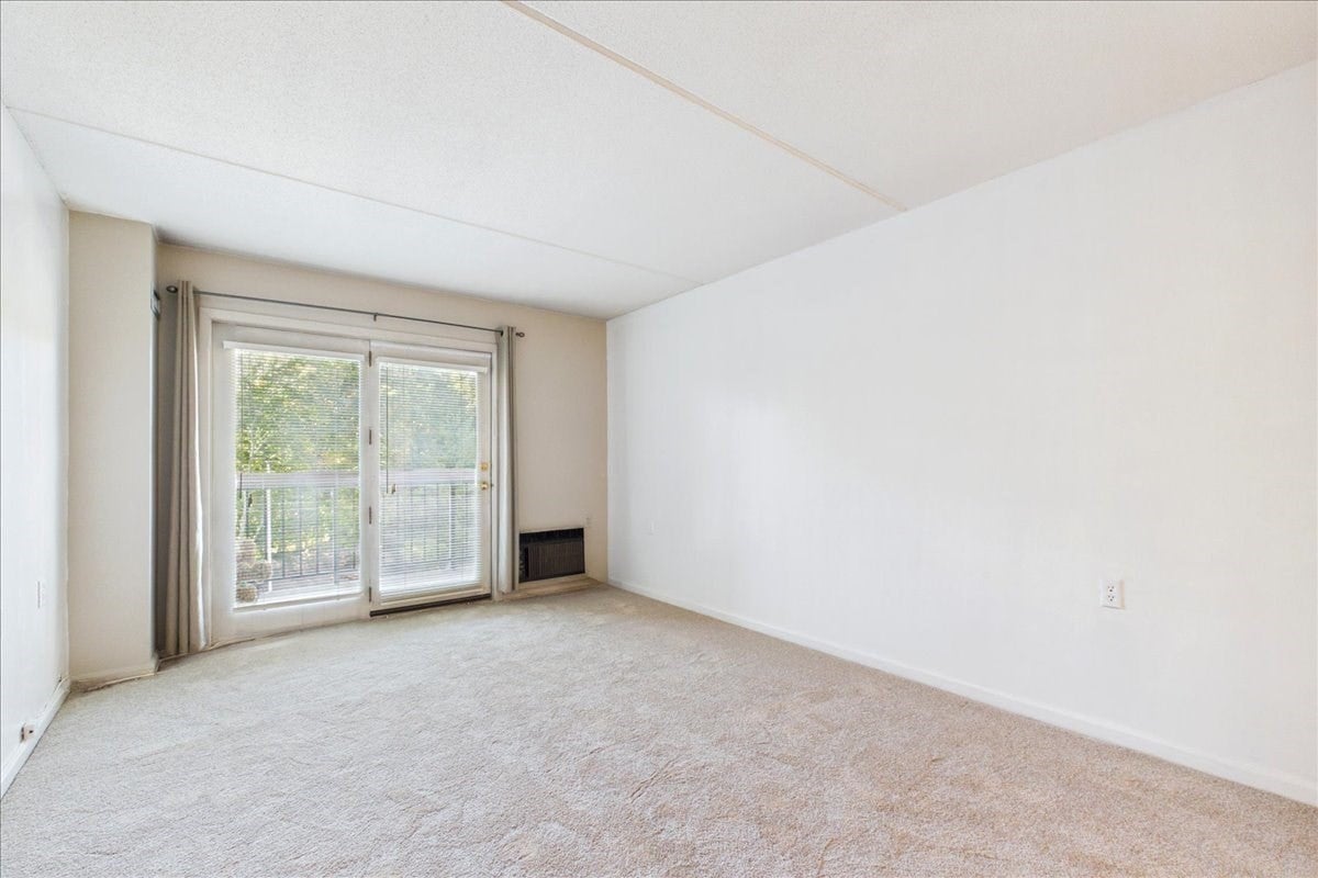 4975 Washington St #310, Boston, MA Photo #15
