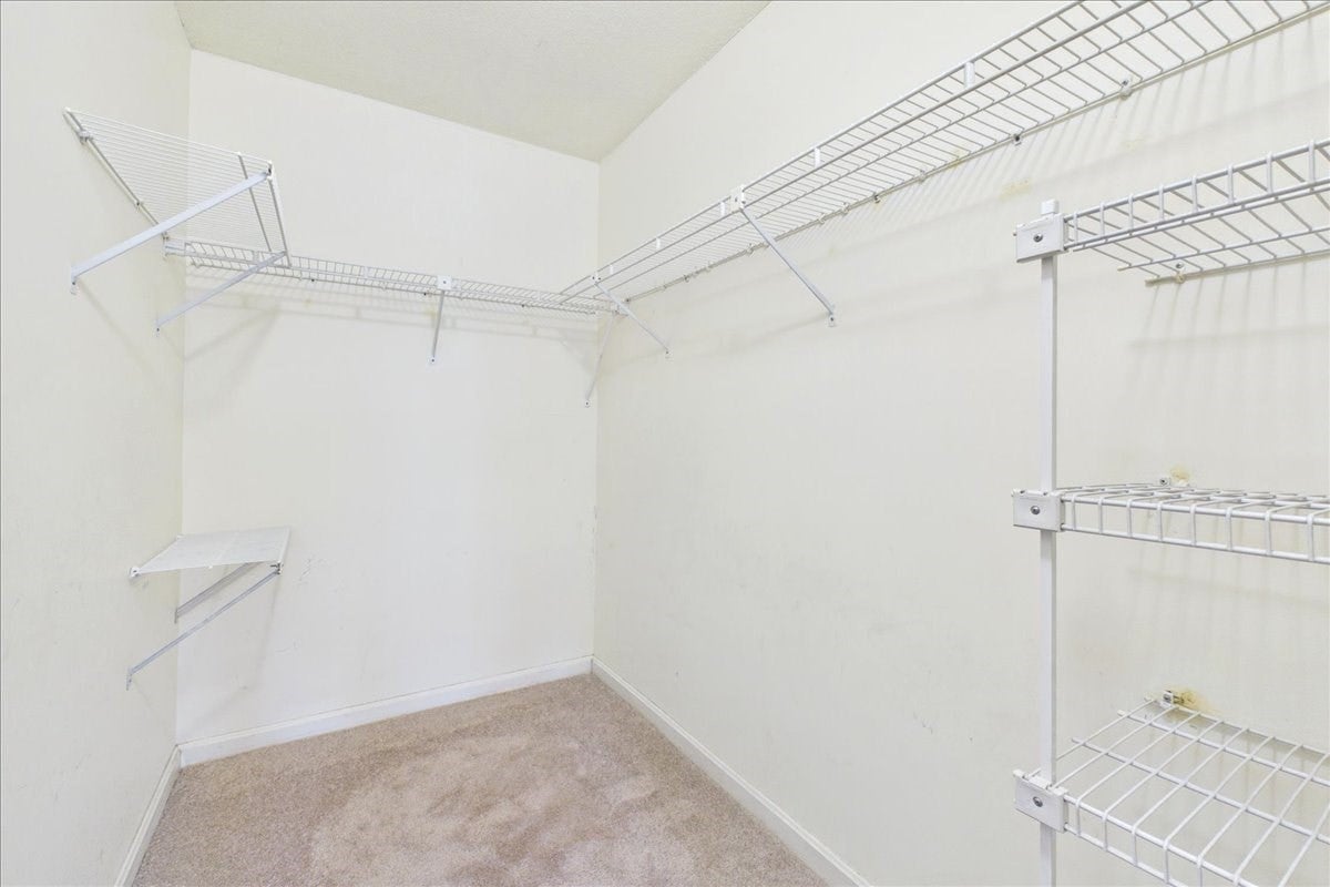 4975 Washington St #310, Boston, MA Photo #25
