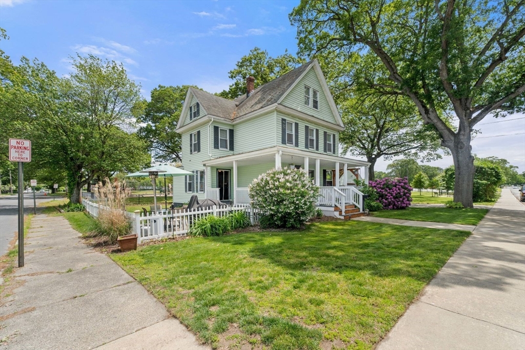 76 Central St