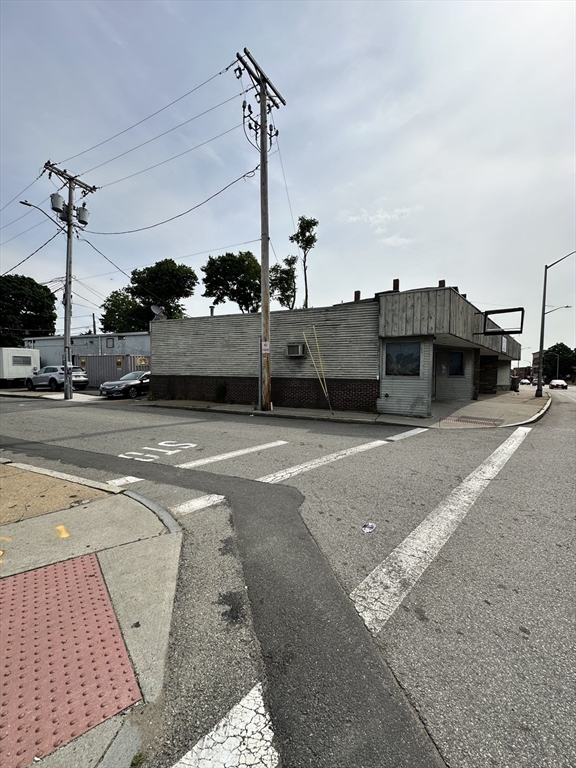59 Pleasant St