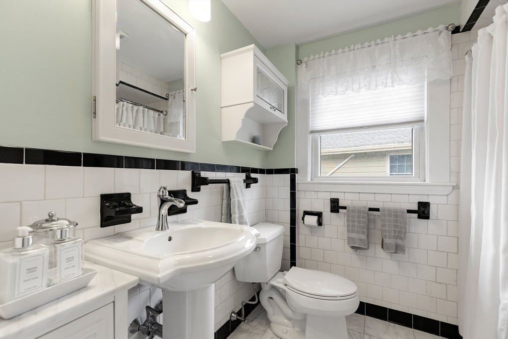 21 Bertram St, Beverly, MA Photo #27