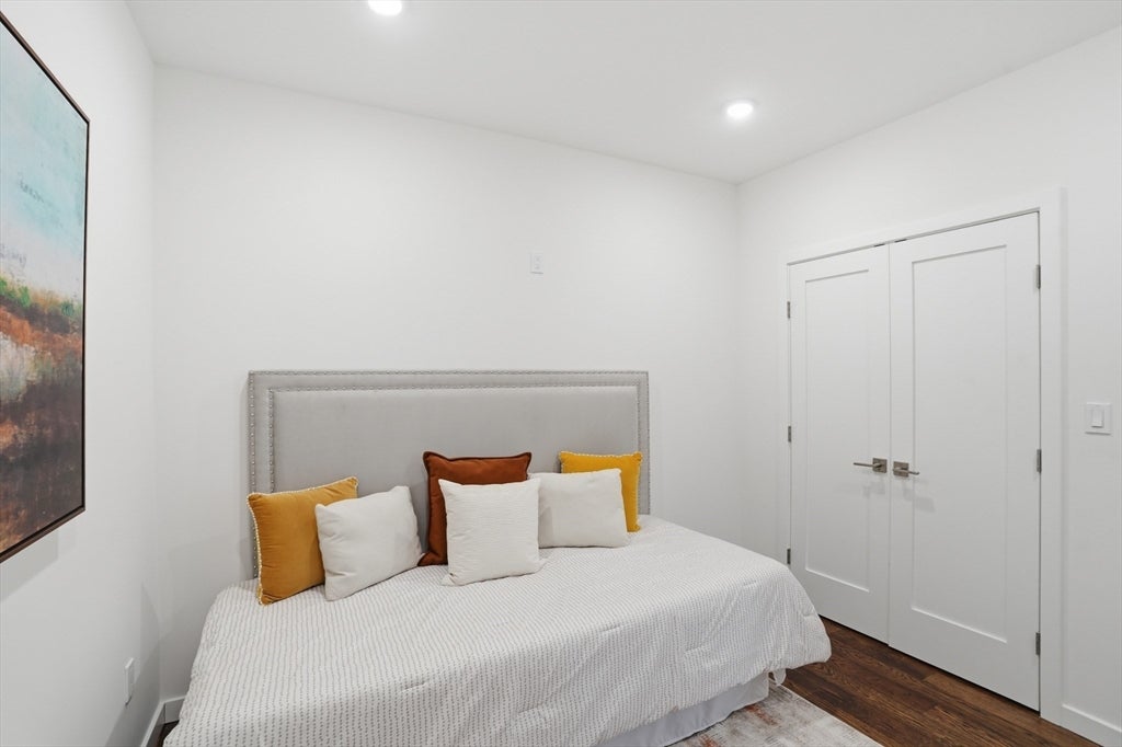 267 Old Colony AVE #602, Boston, MA Photo #20