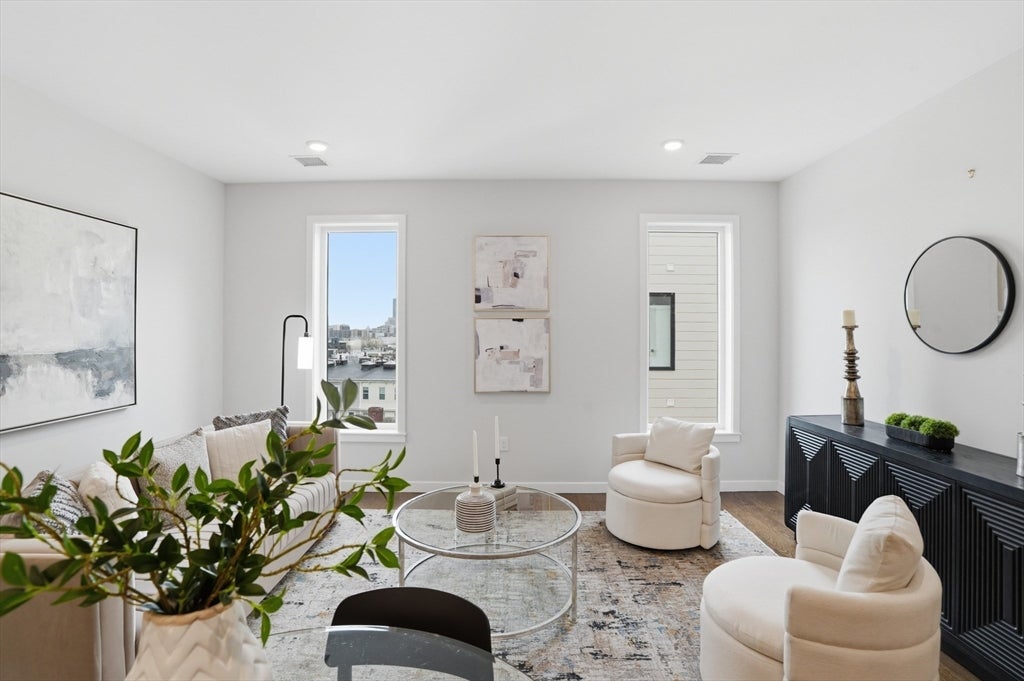 267 Old Colony AVE #602, Boston, MA Photo #11