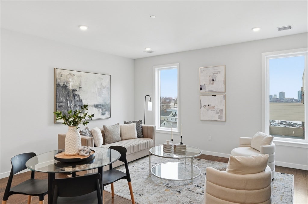 267 Old Colony AVE #602, Boston, MA Photo #10