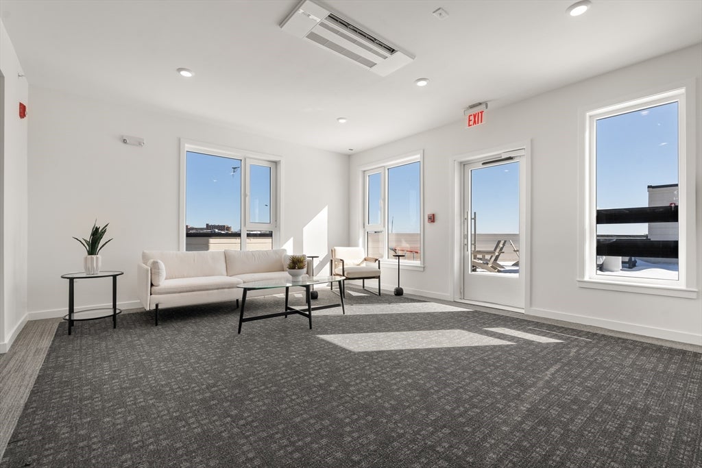267 Old Colony AVE #602, Boston, MA Photo #27