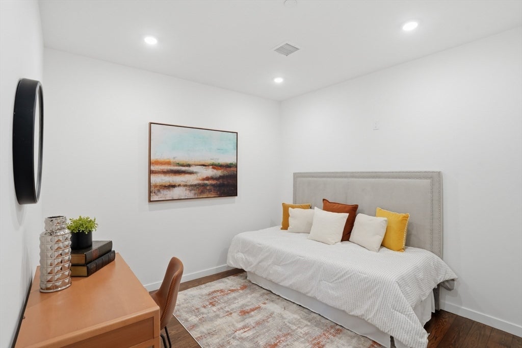 267 Old Colony AVE #602, Boston, MA Photo #18