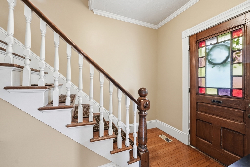 14 Seagrave St 14